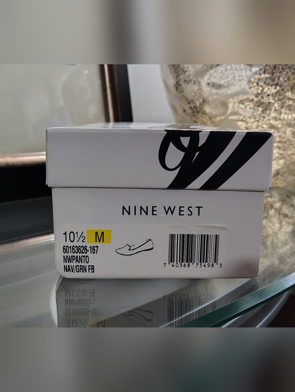 Nine West Women's Flats in Navy and Green